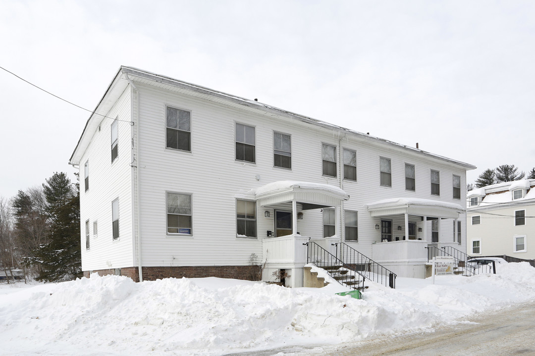 15-19 Snows Ct in Dover, NH - Building Photo