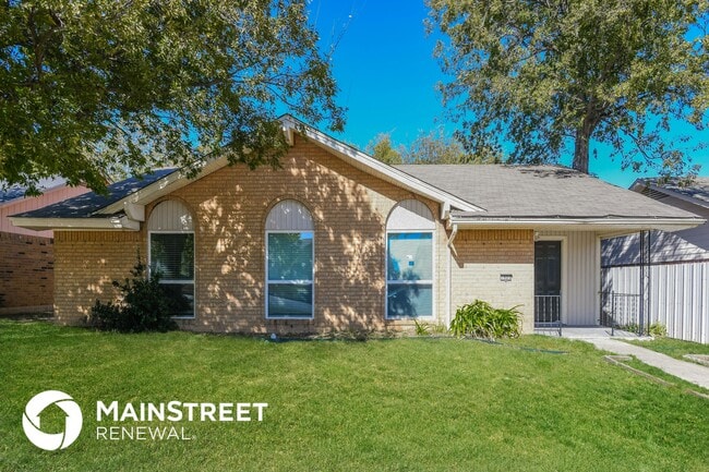 property at 1905 Christopher Dr