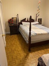 1035 Country Club Dr in Margate, FL - Building Photo - Building Photo