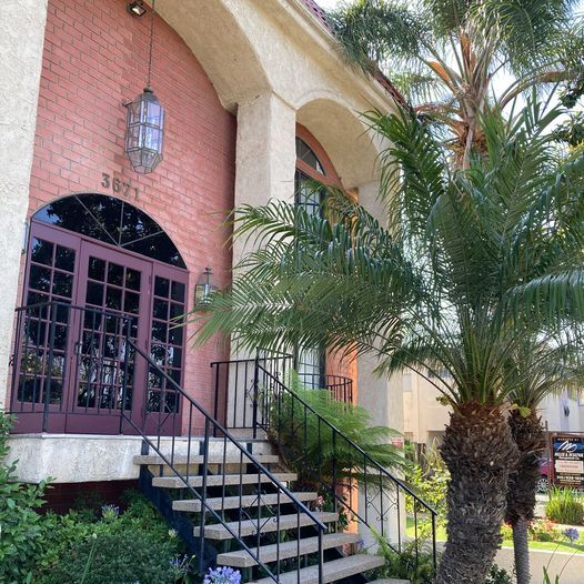 12451 Pacific Ave in Los Angeles, CA - Building Photo