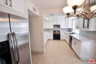 1128 15th St-Unit -5 in Santa Monica, CA - Building Photo - Building Photo