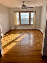 85 Gladstone St, Unit 3 in Boston, MA - Foto de edificio - Building Photo