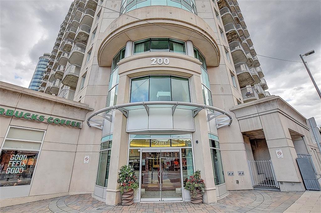 200 Rideau St in Ottawa, ON - Building Photo