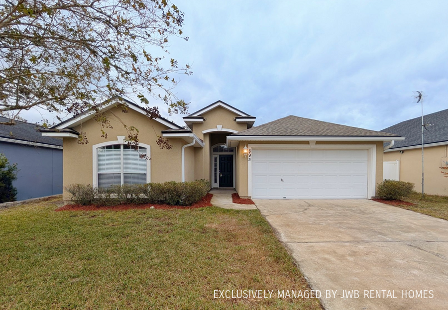 893 Oak Arbor Cir in St. Augustine, FL - Building Photo