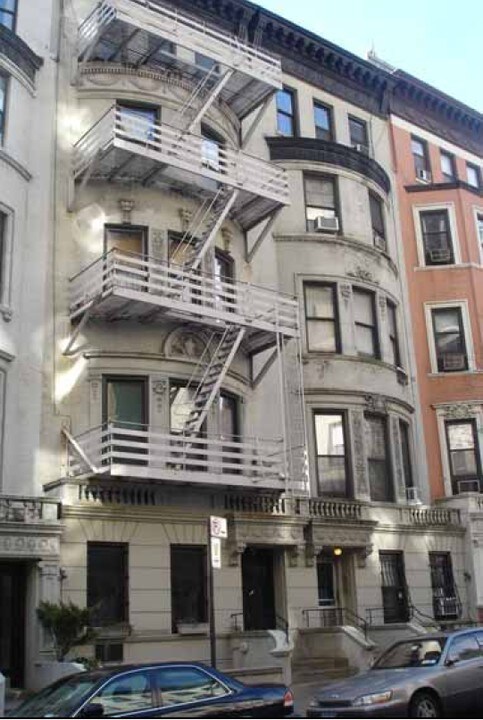 248 West 102nd Street in New York, NY - Building Photo