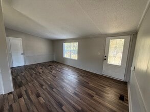 1025 Union Hill Church Rd in Falkville, AL - Building Photo - Building Photo