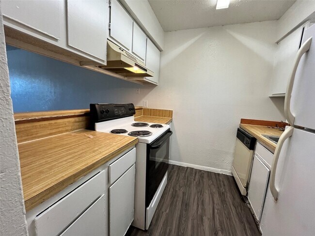 410 Bryan St, Unit 2 in Denton, TX - Building Photo - Building Photo