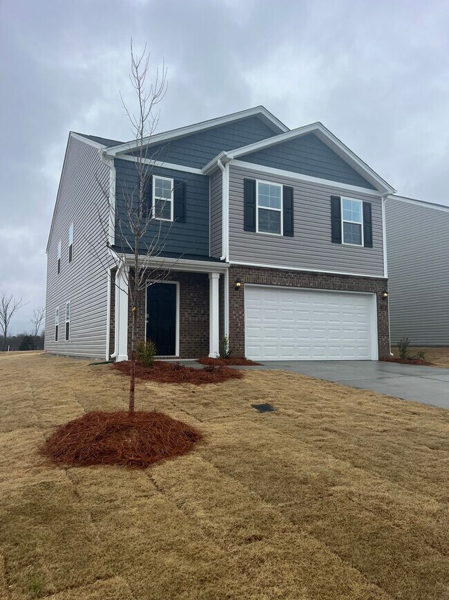 116 Linden Dr in Thomasville, NC - Building Photo - Building Photo