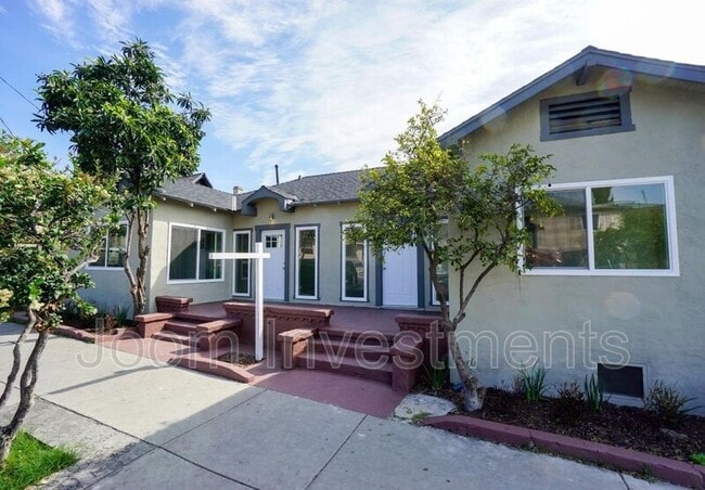 property at 210 N Cummings St