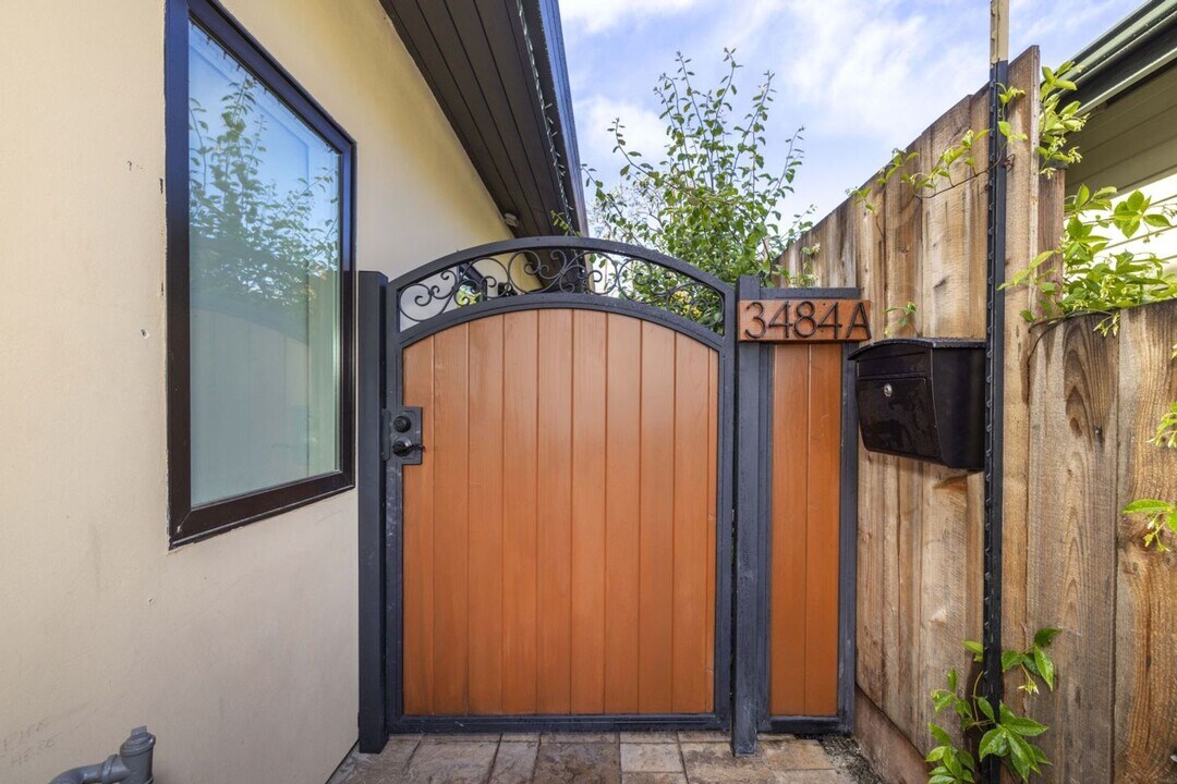 3484 Waverley St in Palo Alto, CA - Building Photo