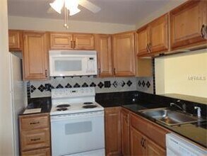 5219 Via Hacienda Cir in Orlando, FL - Building Photo - Building Photo