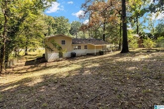 2344 3rd Way NE in Center Point, AL - Foto de edificio - Building Photo