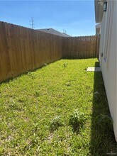 18 N Emerald Ave in Edinburg, TX - Building Photo - Building Photo