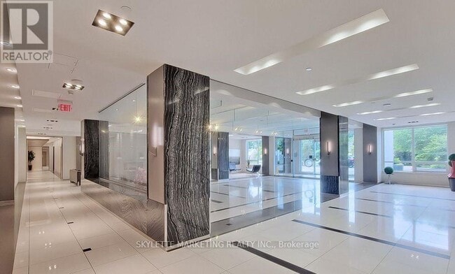 2401-7165 YONGE St in Markham, ON - Building Photo - Building Photo