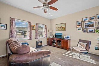 680 South St in Whitewood, SD - Foto de edificio - Building Photo