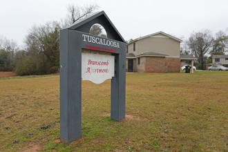 Branscomb Apartments in Tuscaloosa, AL - Foto de edificio - Building Photo