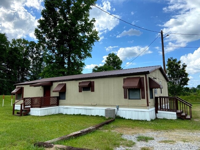 property at 911 AL-165