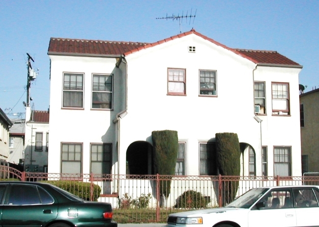 1258 S Woods Ave in Los Angeles, CA - Building Photo