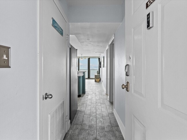 11945 Termini-San Luis Pass Rd, Unit 108 in Galveston, TX - Building Photo - Building Photo