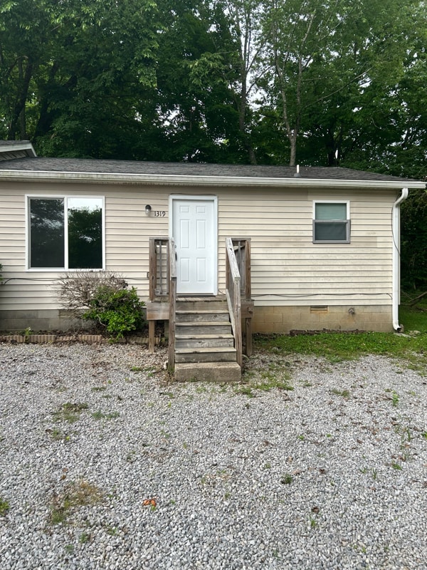 property at 1319 Givens Ln