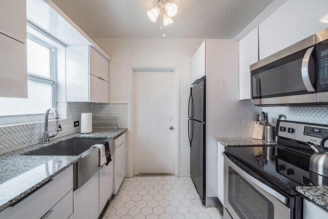 1016-1042 NW 42nd St in Miami, FL - Building Photo - Building Photo