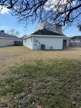 6103 Linnhaven Dr in Houston, TX - Building Photo - Building Photo