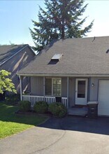 604 Grant Ln SW in Tumwater, WA - Building Photo - Building Photo