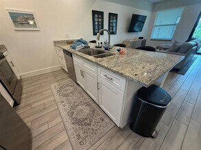 2301 Magdalina Dr in Punta Gorda, FL - Building Photo - Building Photo