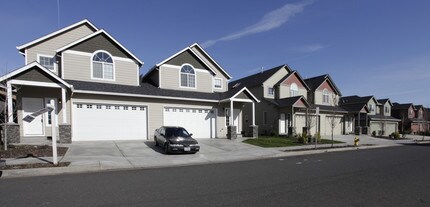 5900 NE 35th Cor in Vancouver, WA - Foto de edificio - Building Photo