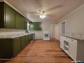 344 Boswell Ave in Norwich, CT - Building Photo - Building Photo