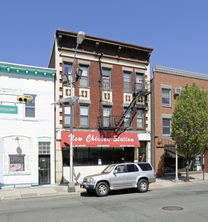 289 Broadway in Bayonne, NJ - Building Photo