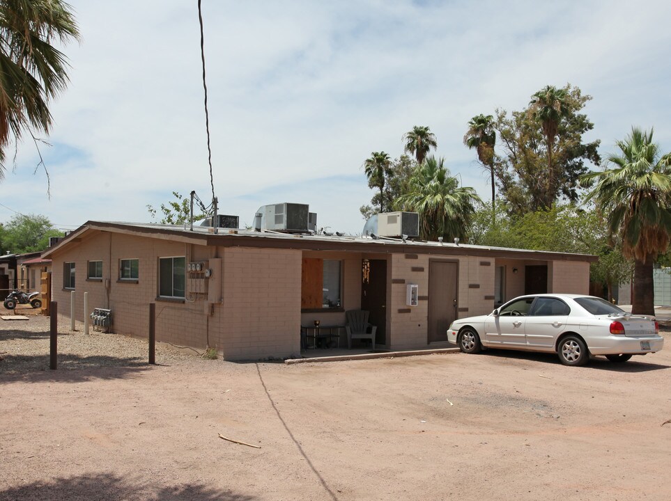 401 W 5th St in Tempe, AZ - Foto de edificio