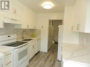 678 Galloway Crescent in Mississauga, ON - Building Photo - Building Photo