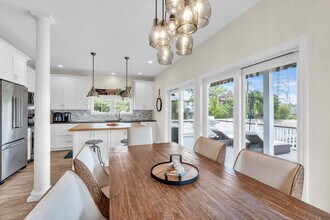 93 Ocean Ave in Manasquan, NJ - Building Photo - Building Photo