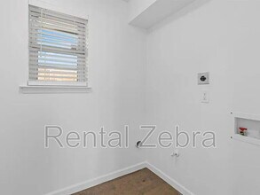3212 Altman Dr in Dallas, TX - Building Photo - Building Photo