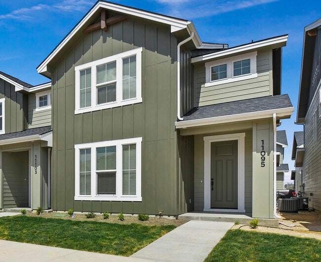 11095 W Clematis St in Boise, ID - Building Photo - Building Photo