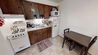 353 E 13th Ave in Columbus, OH - Building Photo