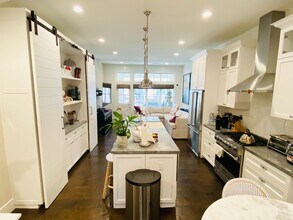 472 Sam Cava Ln in Campbell, CA - Building Photo - Building Photo