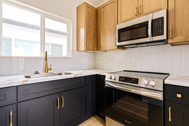 property at 1953 Emerald St