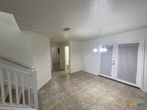 664 Northern Lights Dr in New Braunfels, TX - Building Photo - Building Photo