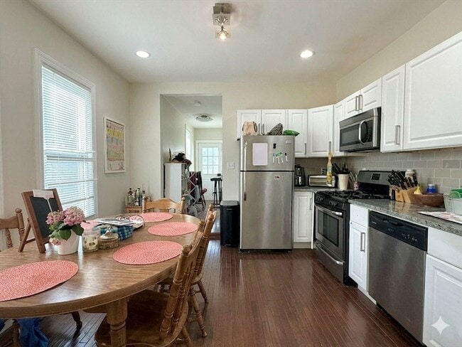 6 Rice St in Brookline, MA - Building Photo - Building Photo