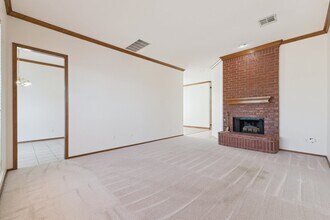 11129 Springhollow Ct in Oklahoma City, OK - Building Photo - Building Photo