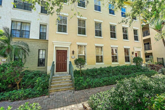 696 Fern St in West Palm Beach, FL - Building Photo - Building Photo