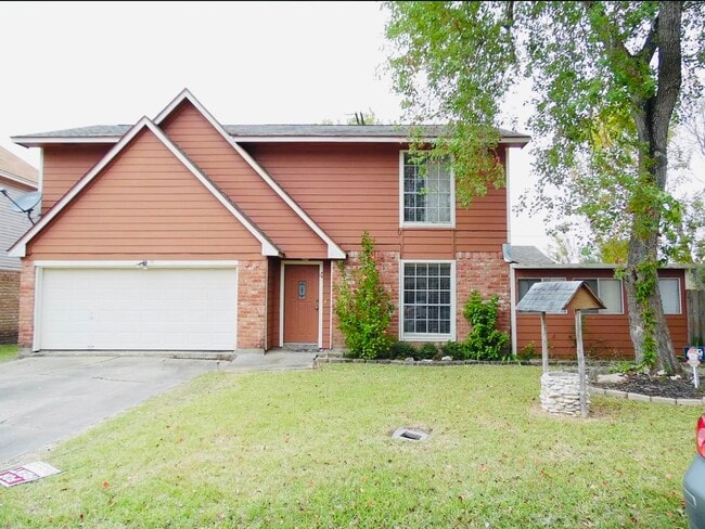 property at 4 Dallas Ct