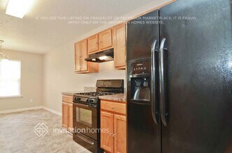 1085 Augusta Woods Dr in Douglasville, GA - Building Photo - Building Photo