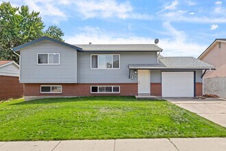 3231 Michigan Ave in Colorado Springs, CO - Building Photo - Building Photo