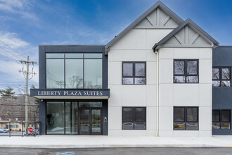 Liberty Plaza Suites in Hawthorne, NY - Building Photo - Building Photo