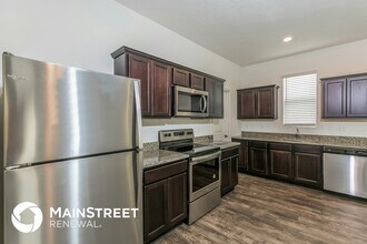 194 Hidden Lk Lp in Haines City, FL - Building Photo - Building Photo