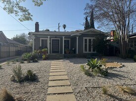 65 N San Marino Ave in Pasadena, CA - Building Photo