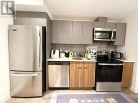 3079 Pharmacy Ave in Toronto, ON - Building Photo